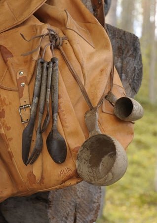 KUPILKA - Bestick i brun färg - Nordisk Natur - Det bästa inom friluftsliv & vildmark